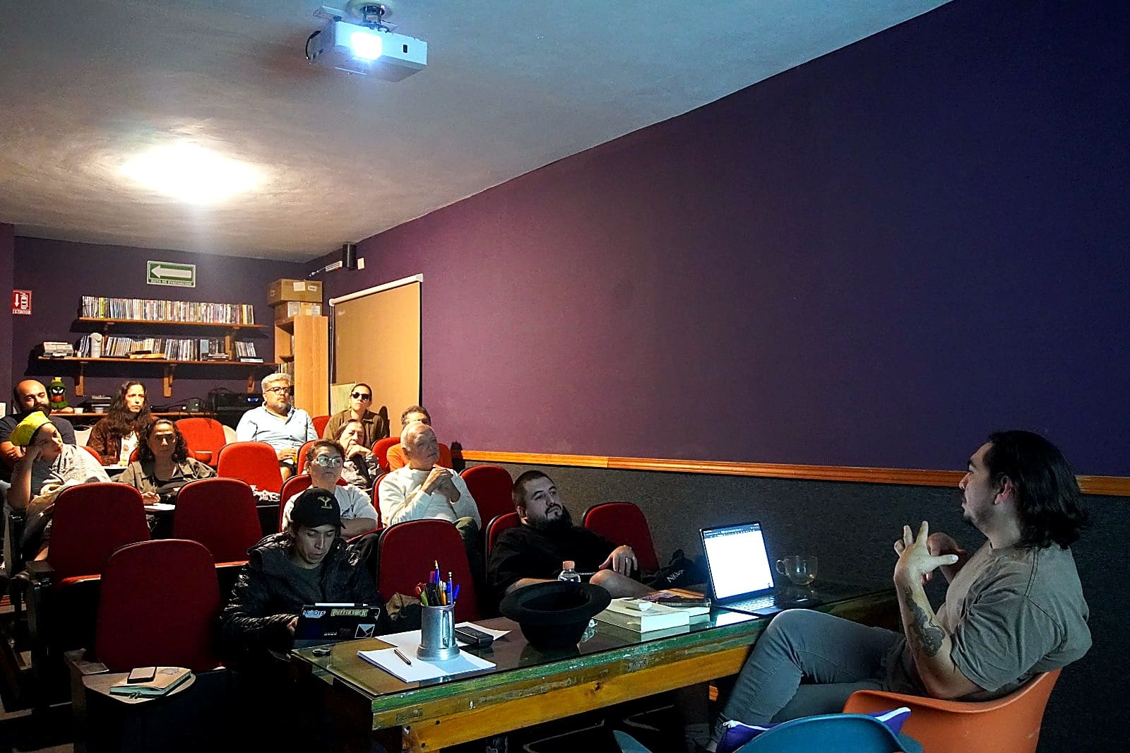 Charla en la Videosala